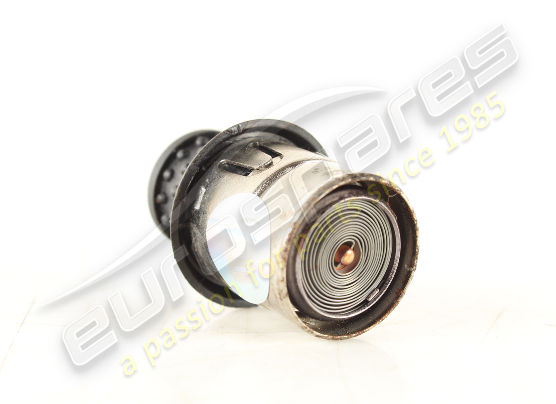 GEBRAUCHTER ZIGARRENANZÜNDER Maserati HINTERER ZIGARRENANZÜNDER. TEILENUMMER 66704500 (1)