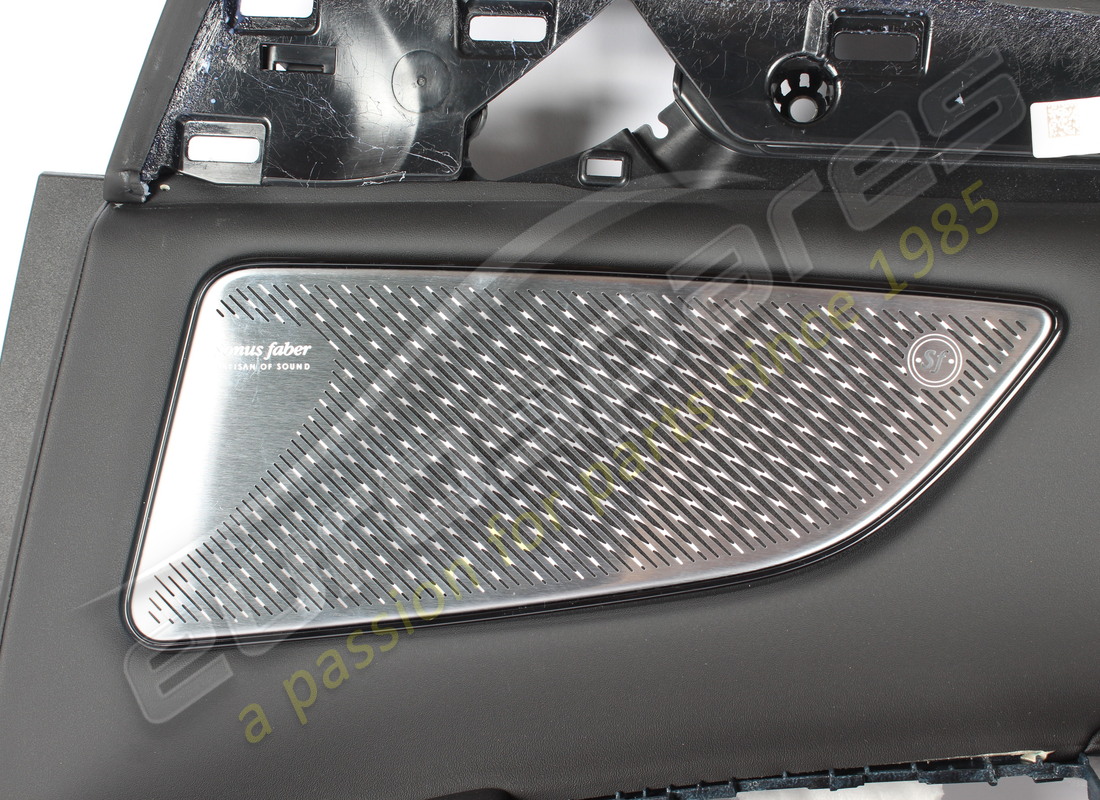 gebrauchte maserati vordere rechte türverkleidung. teilenummer 670225866 (2)