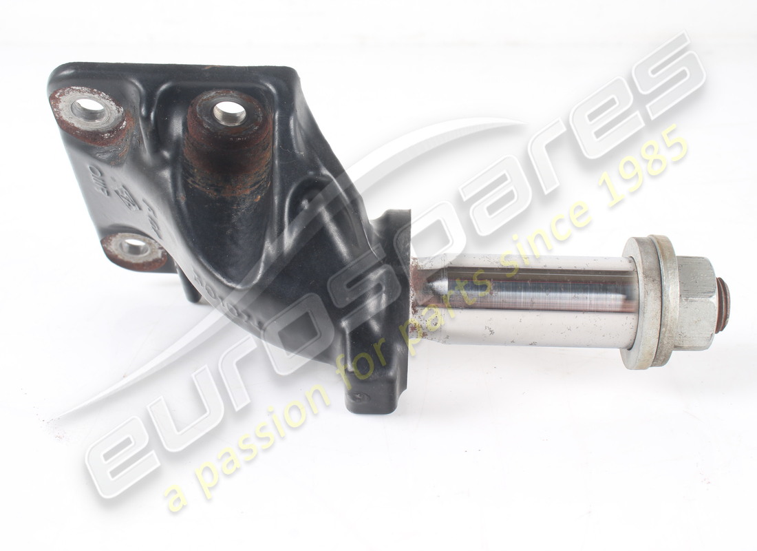 GEBRAUCHTE FERRARI RECHTE VORDERE DCT-GETRIEBESTREBE. TEILENUMMER 301074 (4) gebrauchte ferrari rechte vordere dct-getriebestrebe. teilenummer 301074 (4)