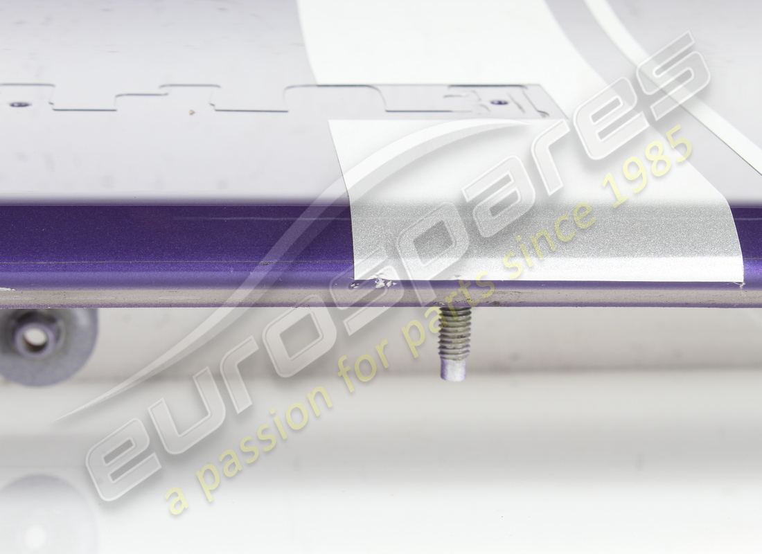 GEBRAUCHTER FERRARI HECKSPOILER. TEILENUMMER 985955423 (4) gebrauchter ferrari heckspoiler. teilenummer 985955423 (4)