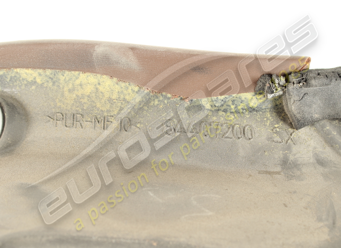 gebrauchte ferrari lh-kanalverkleidung. teilenummer 844070.. (2)