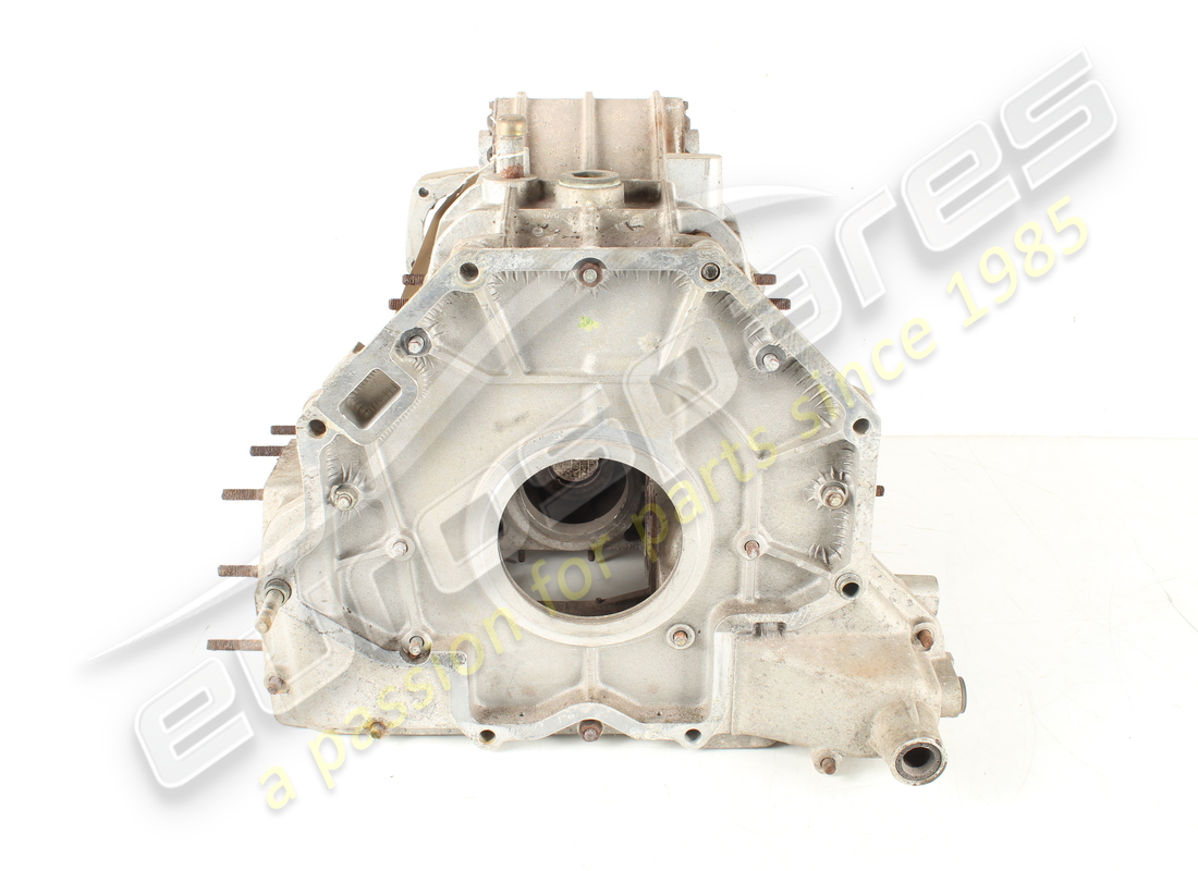USED FERRARI GEARBOX CASING ONLY. PART NUMBER 149745 (4) used ferrari gearbox casing only. part number 149745 (4)