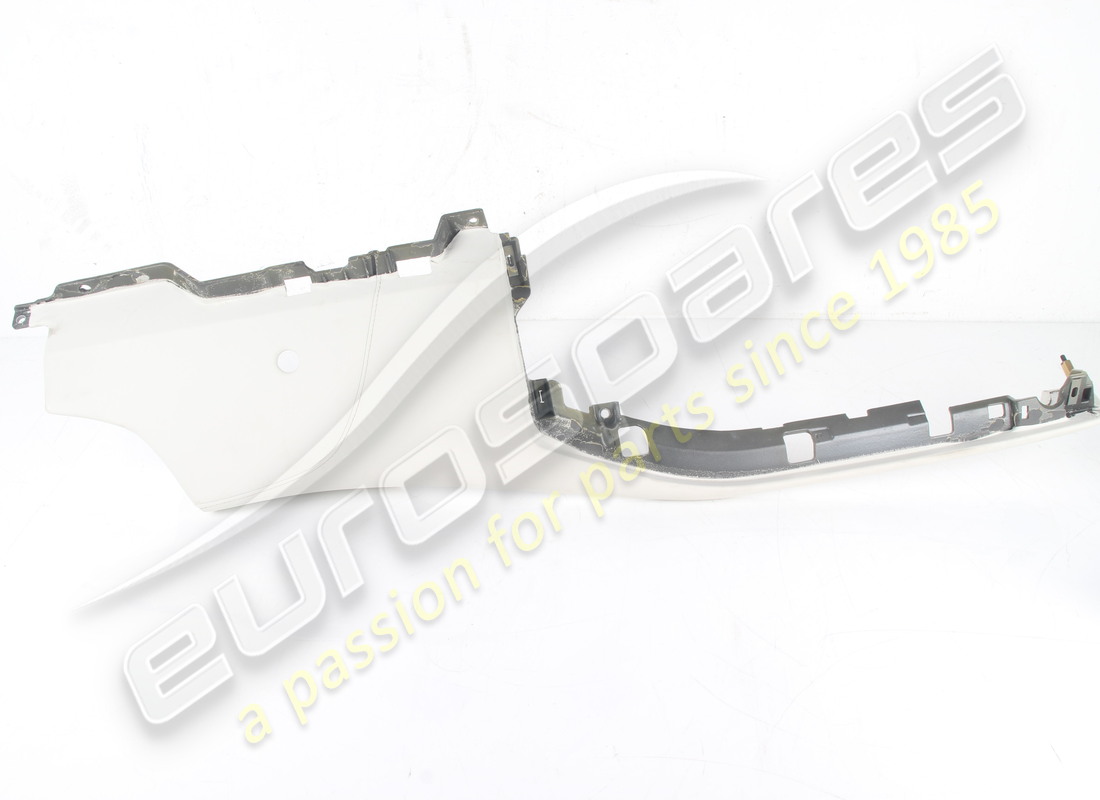 gebrauchte eurospares untere armaturenbrettverkleidungen in hellgrauem leder 4301 teilenummern 947673 und 947672 sind aus leder, nicht aus alcantara. teilenummer eap1723553 (2)