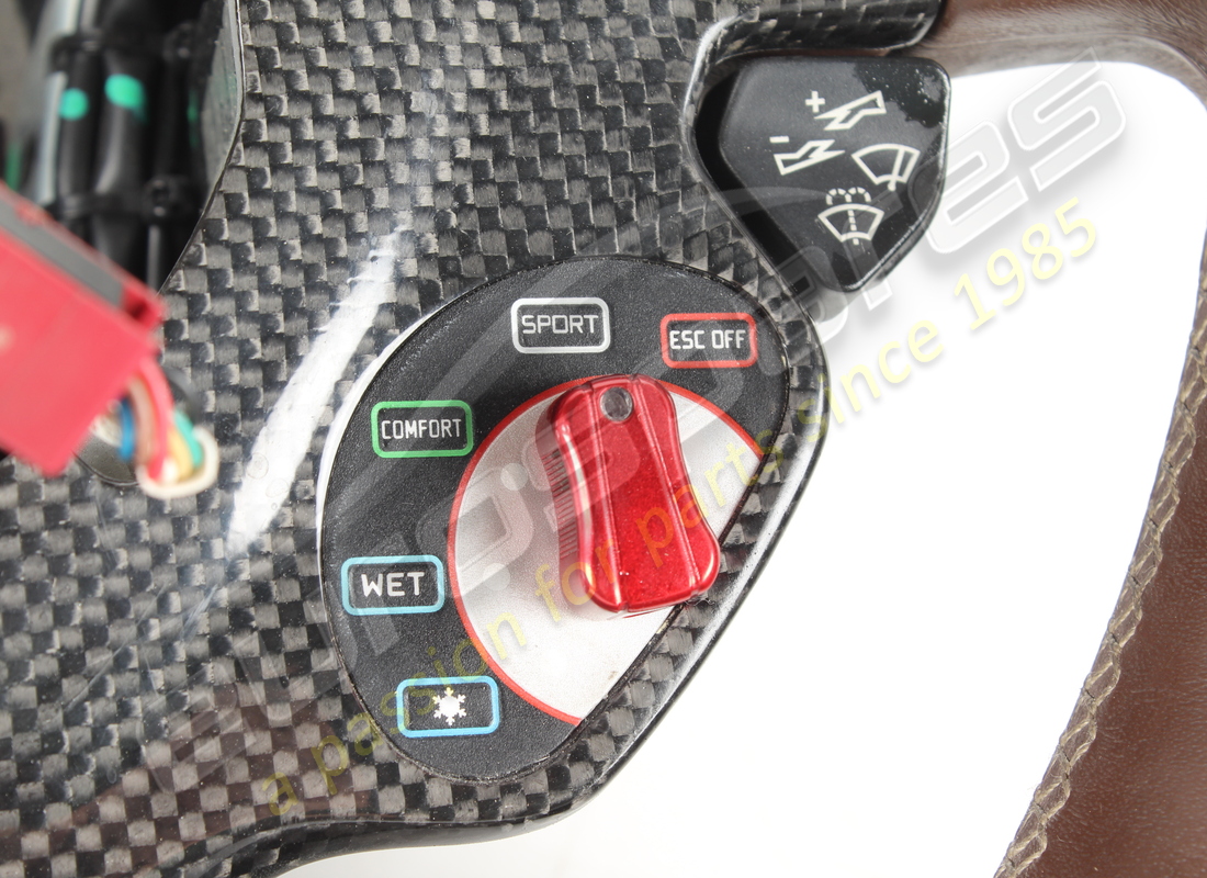 ferrari komplettes lenkrad gebraucht. teilenummer 848444.. (6)