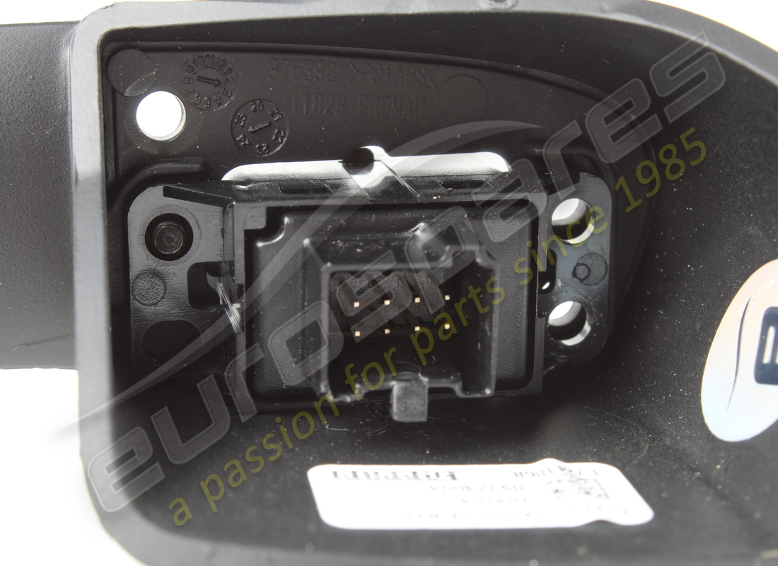 GEBRAUCHT FERRARI MOSTRINA SUPERIORE MANIGLION. TEILENUMMER 764154 (3) gebraucht ferrari mostrina superiore maniglion. teilenummer 764154 (3)