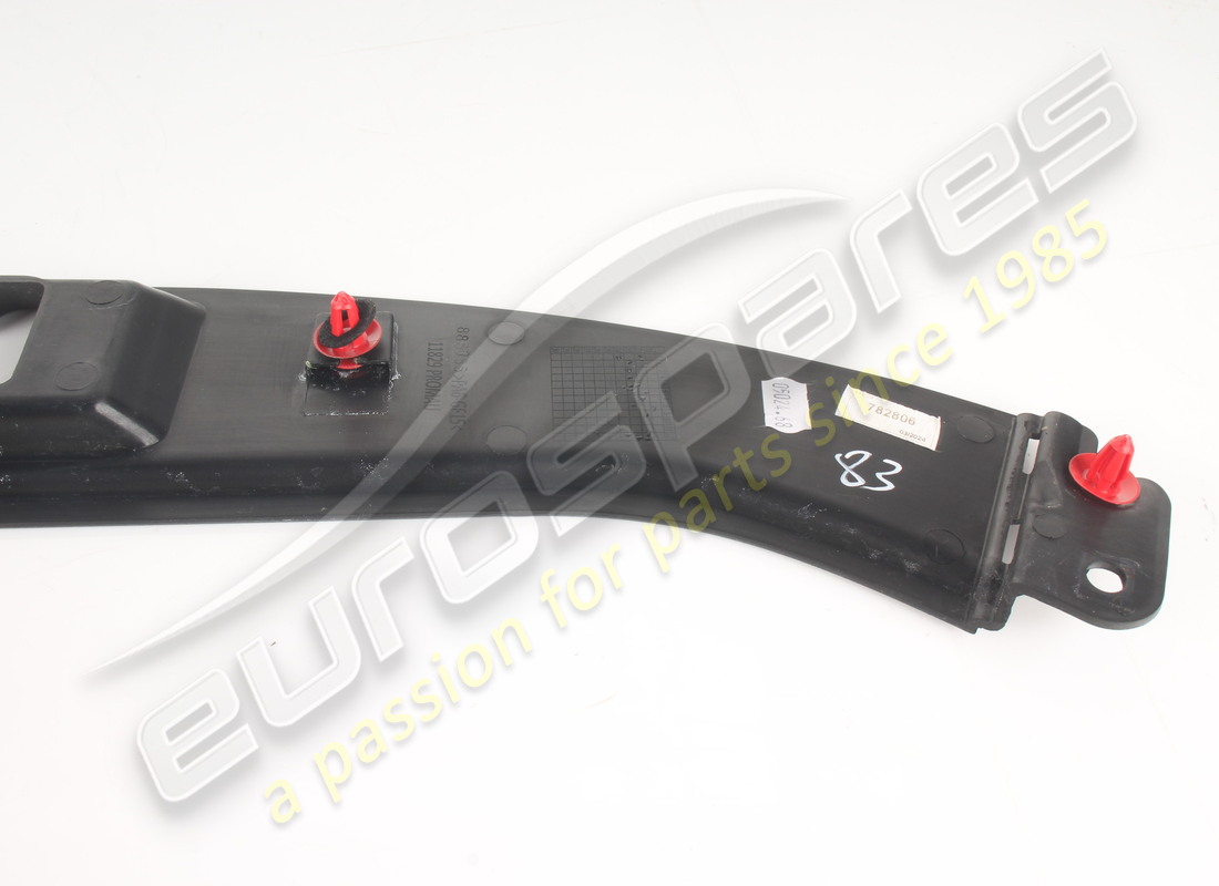 GEBRAUCHT FERRARI KOMPLETTE MITTLERE VORDERE KOSMETISCHE ABDECKUNG. TEILENUMMER 782806 (6) gebraucht ferrari komplette mittlere vordere kosmetische abdeckung. teilenummer 782806 (6)