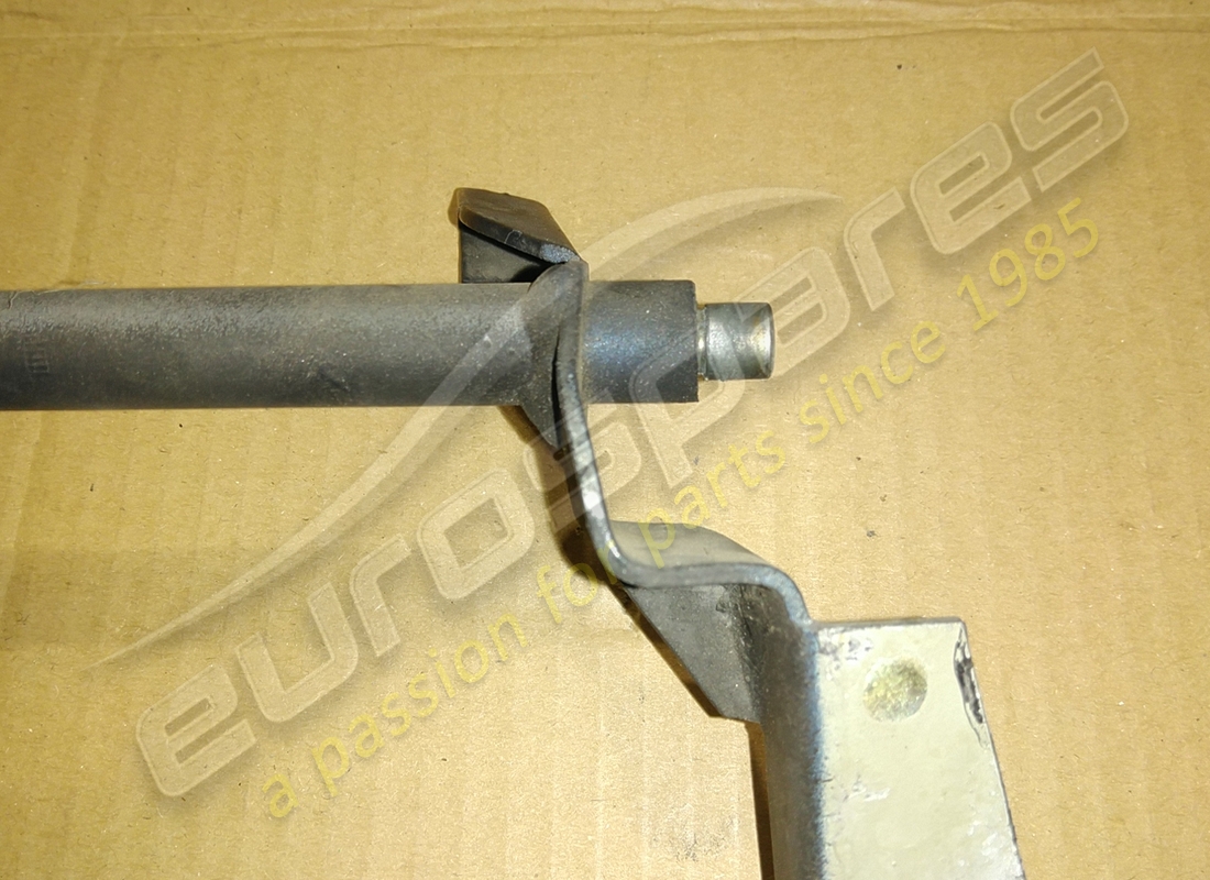 beschädigte ferrari pin. teilenummer 62790400 (3)