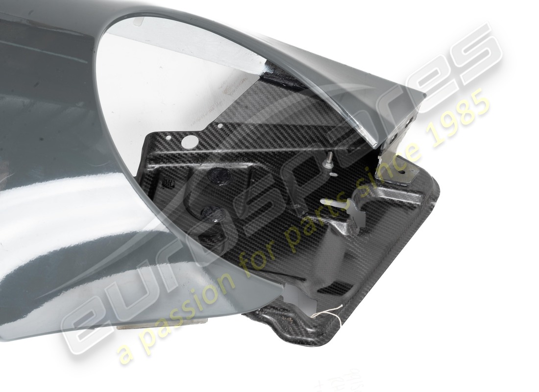 verwendet porsche als kotflügel. teilenummer 9915030329a (2)