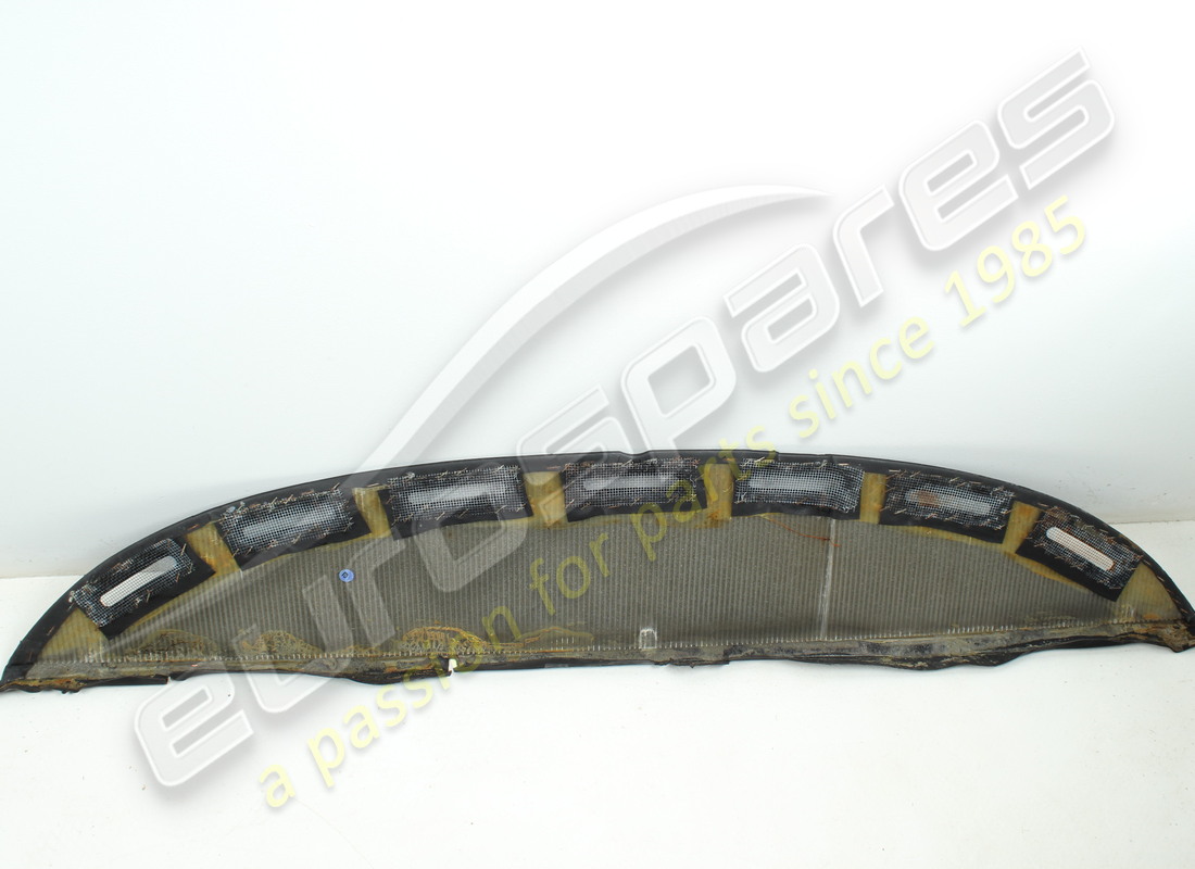 gebrauchte ferrari untere windschutzscheibenverkleidung. teilenummer 61512100 (2)