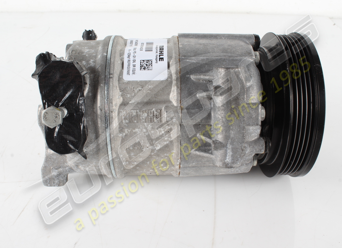 gebrauchter ferrari kompressor mahle mit ventil. teilenummer 802718 (3)