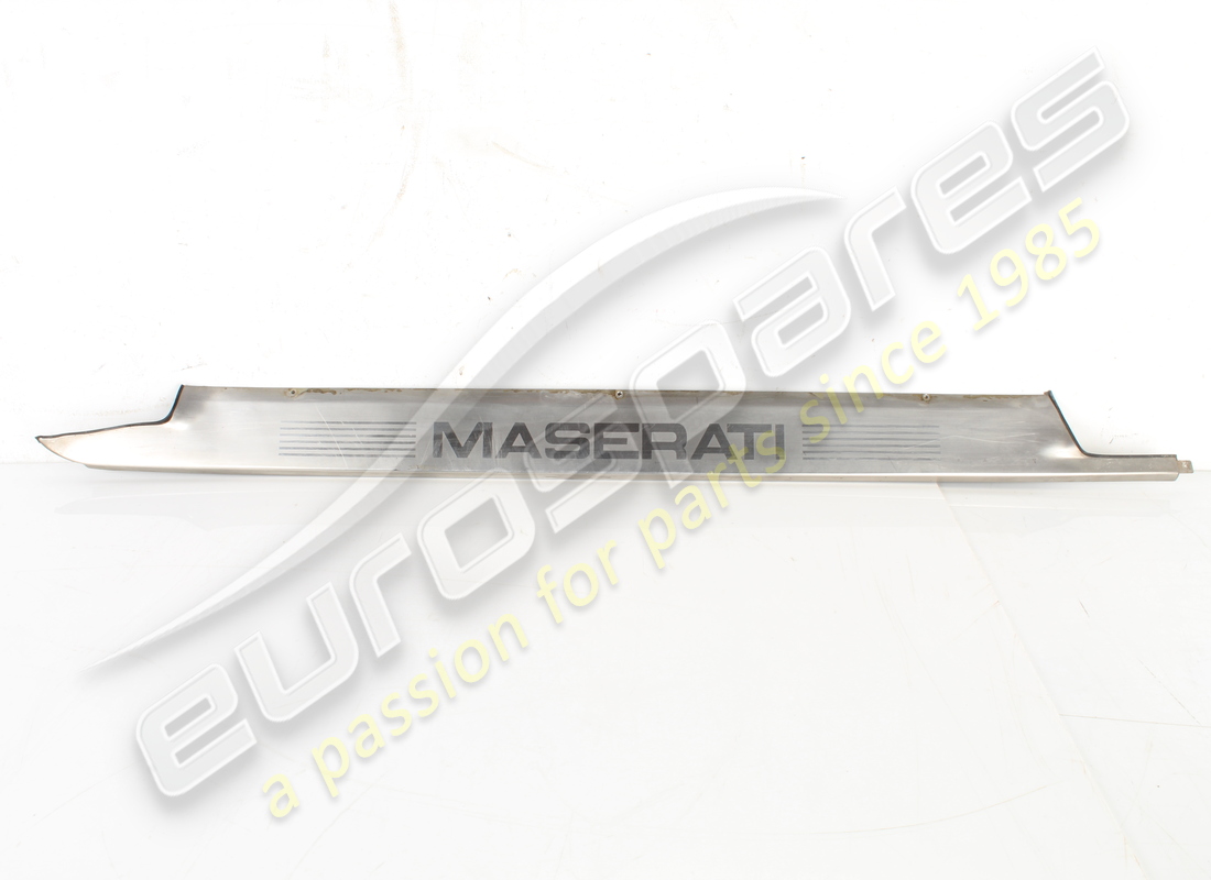 GEBRAUCHT Maserati VERCHROMTE TRITTBRETTPLATTE VORNE LINKS. TEILENUMMER 378305311 (1)