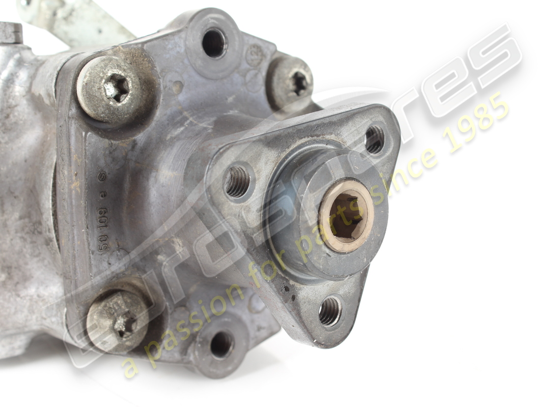 gebrauchte ferrari servolenkpumpe. teilenummer 272325 (4)