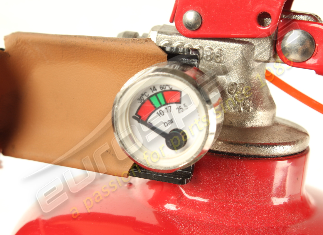 gebrauchter eurospares feuerlöscher mit halterung und lederumschlag. teilenummer eap1566237 (3)