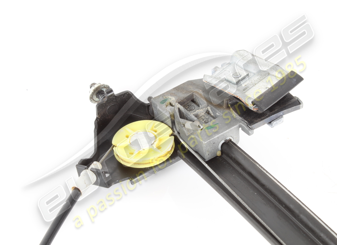 gebrauchter ferrari glasheber vorne links. teilenummer 69875400 (3)