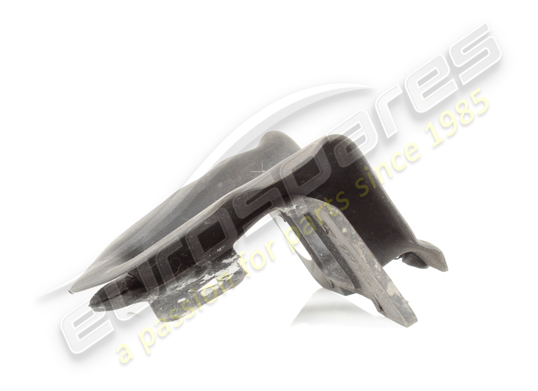 gebrauchtes lamborghini distanzstück. teilenummer 8e0837087d (3)