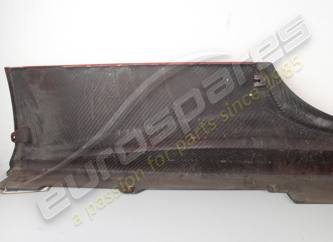 gebrauchte ferrari untertürverkleidung links. teilenummer 86936410 (9)