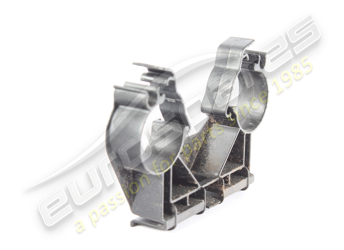 verwendete porsche halterung. teilenummer 992121522a (2)