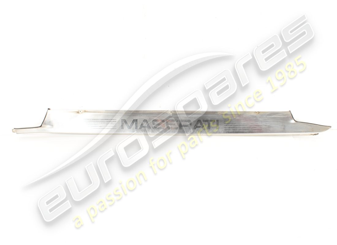GEBRAUCHT MASERATI VERCHROMTE EINSTIEGSPLATTE VORNE RECHTS. TEILENUMMER 378305312 (2) gebraucht maserati verchromte einstiegsplatte vorne rechts. teilenummer 378305312 (2)