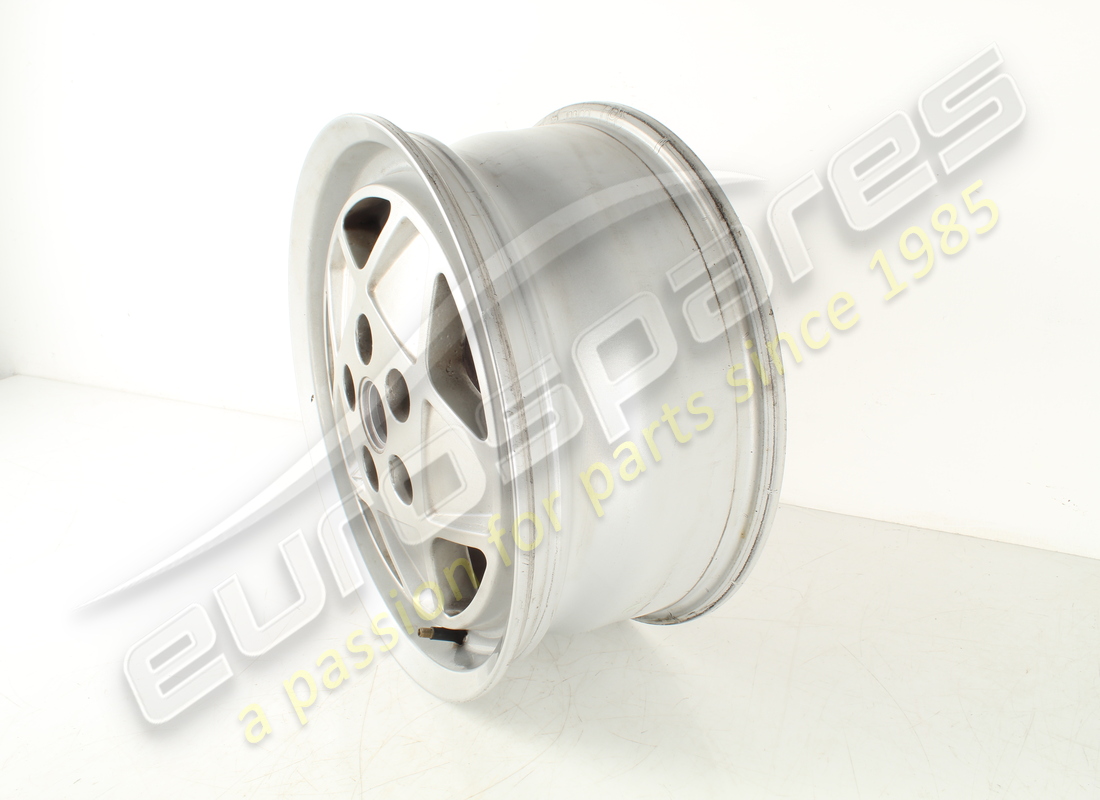 GEBRAUCHTES FERRARI RENNRAD VORNE 3.2 MQV. TEILENUMMER 127465 (2) gebrauchtes ferrari rennrad vorne 3.2 mqv. teilenummer 127465 (2)