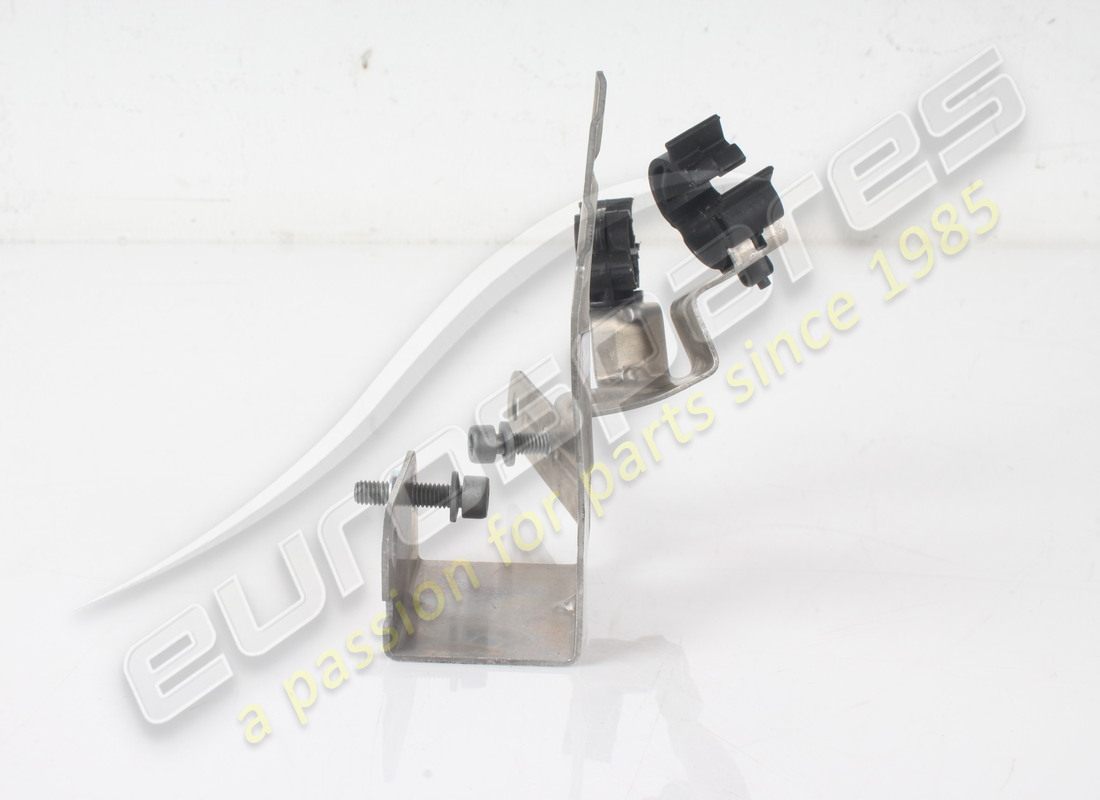 GEBRAUCHT FERRARI STAFFA SENSORI GPF SX. TEILENUMMER 775250 (4) gebraucht ferrari staffa sensori gpf sx. teilenummer 775250 (4)