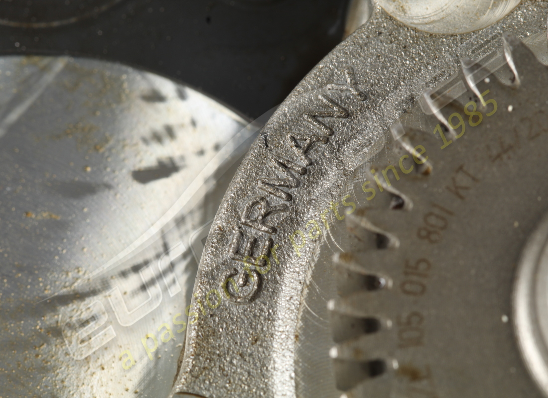 gebrauchte lamborghini wasserpumpe. teilenummer 0p2121014f (4)