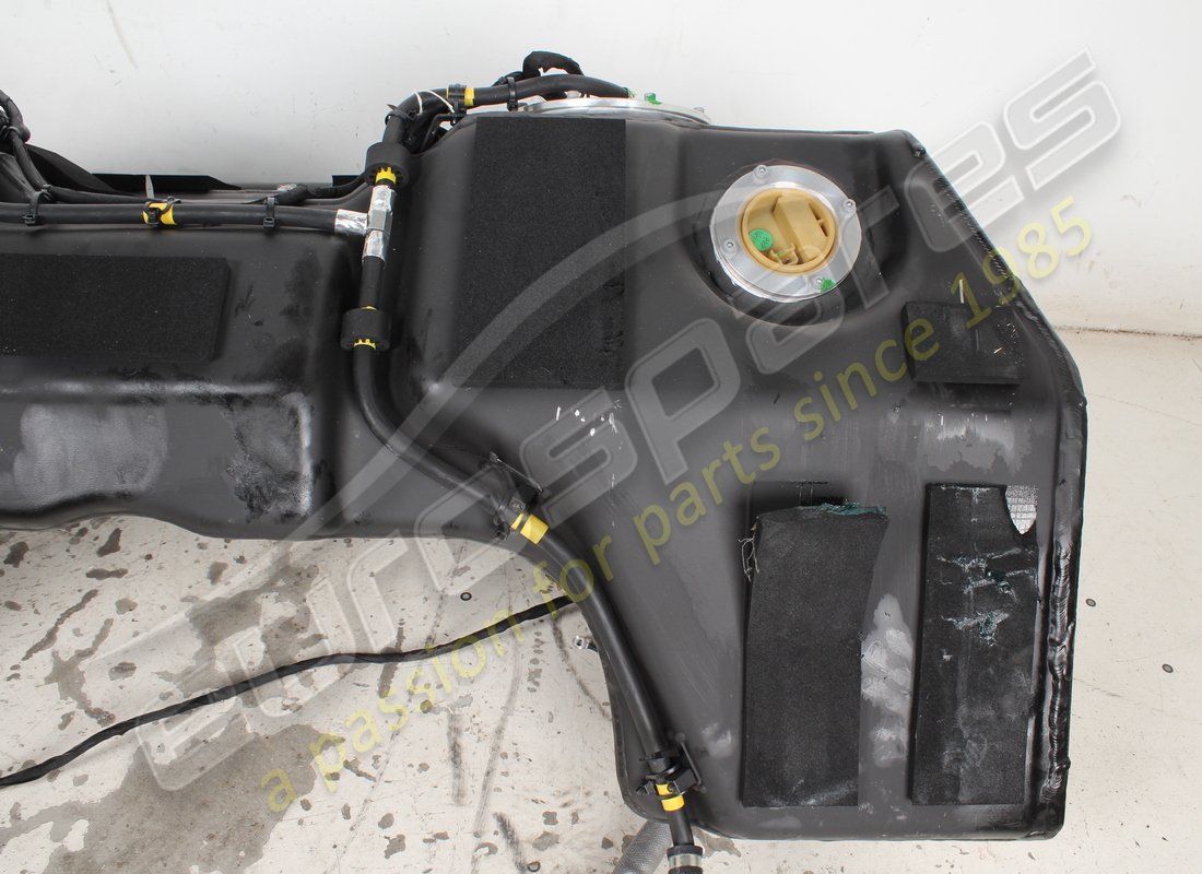 ferrari vollständiger tank verwendet. teilenummer 341208 (5)