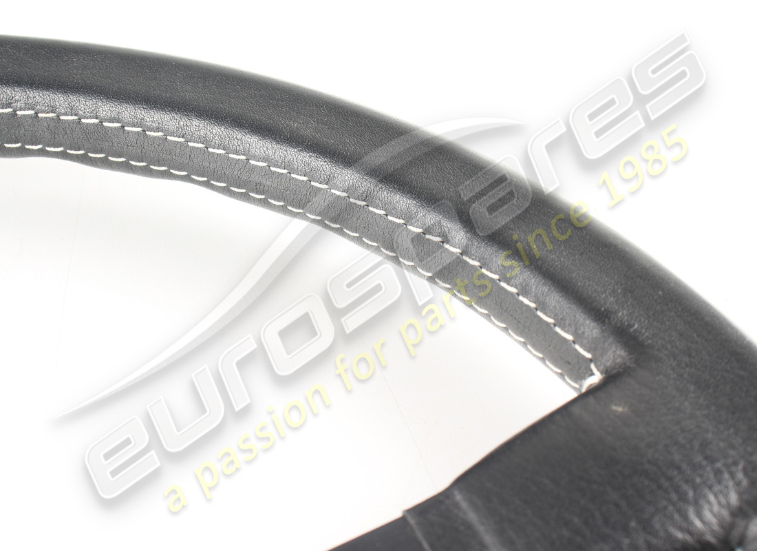 neu ferrari momo lenkrad. teilenummer 119036 (3)