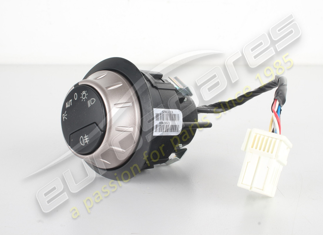 neu ferrari sat. com. lucinero 110552. teilenummer 72587600 (1)