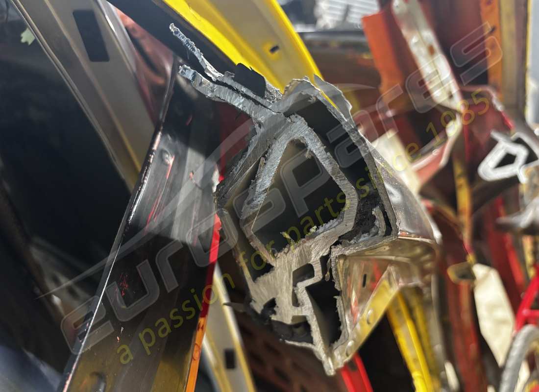 gebrauchte ferrari komplette dachaußenhaut. teilenummer 88150411 (6)