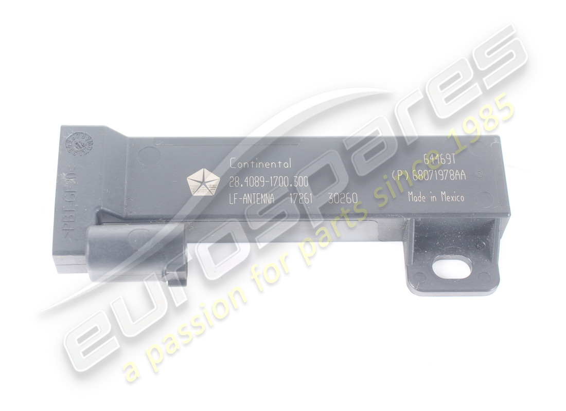 GEBRAUCHT Maserati AM/FM1 ANTENNENVERSTÄRKER . TEILENUMMER 670106193 (1)