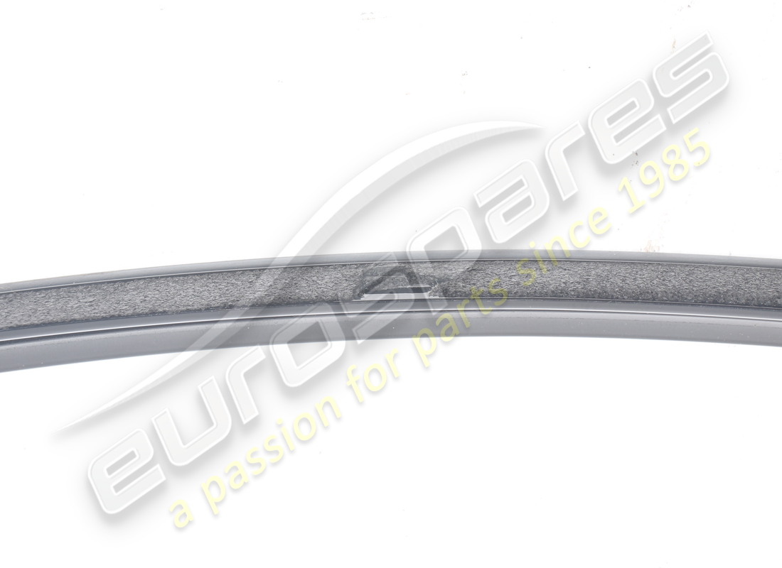 BESCHÄDIGTE FERRARI KOMPLETTE RECHTE DACHRINNENFORM. TEILENUMMER 88069500 (6) beschädigte ferrari komplette rechte dachrinnenform. teilenummer 88069500 (6)