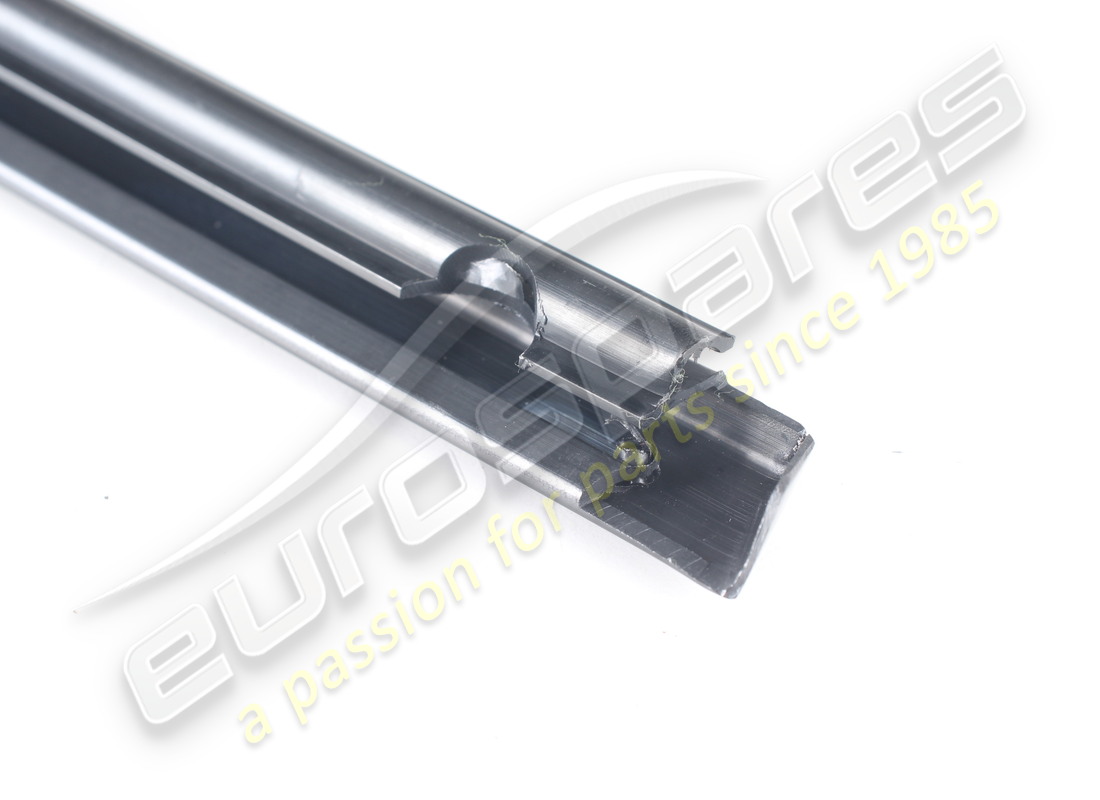 NEUES FERRARI LINKSFORMTEIL. TEILENUMMER 61539000 (3) neues ferrari linksformteil. teilenummer 61539000 (3)