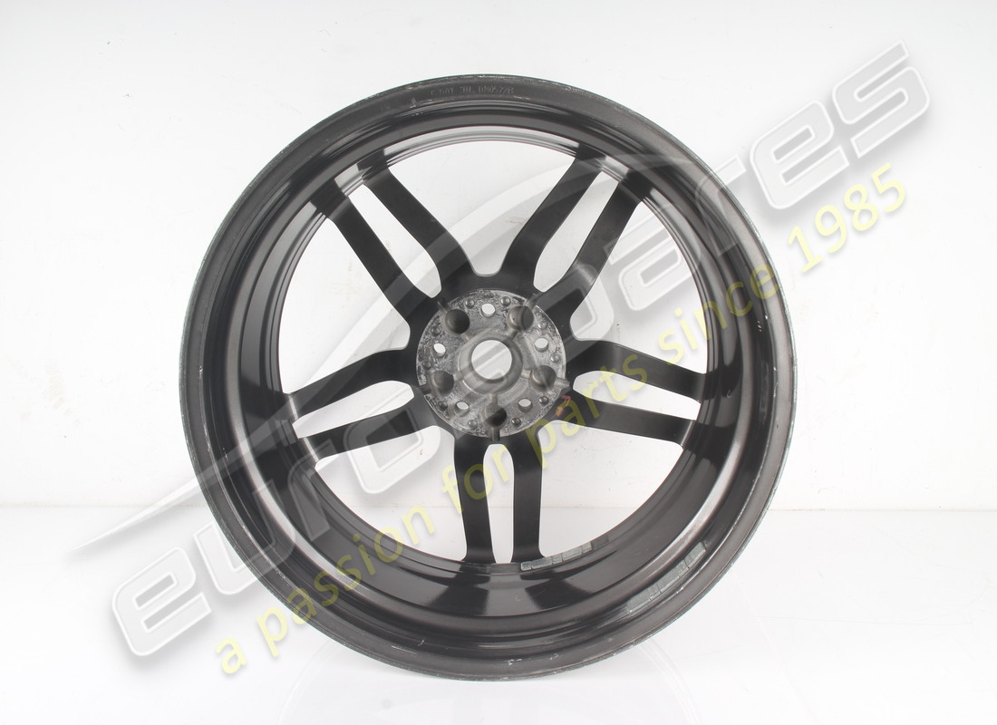 GEBRAUCHTE FERRARI VORDERE FELGE. TEILENUMMER 275585 (6) gebrauchte ferrari vordere felge. teilenummer 275585 (6)