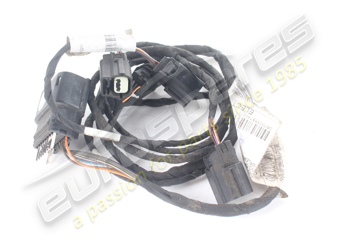 GEBRAUCHTER Maserati KABELBAUM FÜR HINTERE STOßSTANGE. TEILENUMMER 670035874 (1)