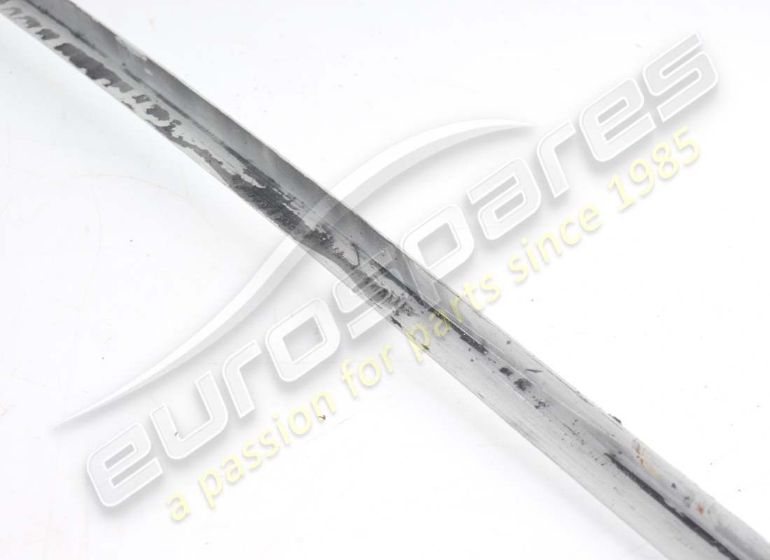 gebrauchter ferrari windschutzscheibenformsatz 308gt4. teilenummer 40022204a (5)