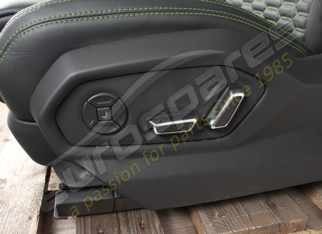 gebrauchtes lamborghini komplettes sitzset. teilenummer eap1227394 (5)