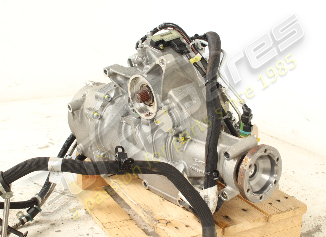 gebrauchte ferrari nebenantriebseinheit. teilenummer 943858 (2)