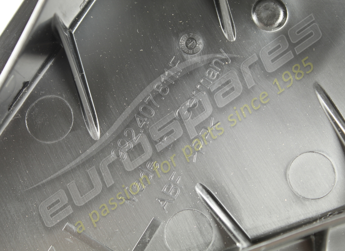 NEUER PORSCHE SPOILER. TEILENUMMER 992407811F (3) neuer porsche spoiler. teilenummer 992407811f (3)