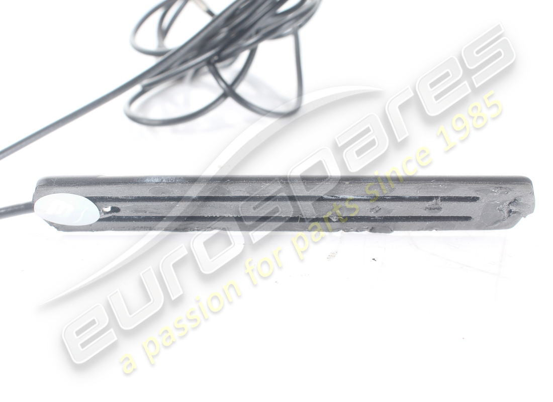 GEBRAUCHTE FERRARI GLONASS GSM-ANTENNE. TEILENUMMER 336507 (4) gebrauchte ferrari glonass gsm-antenne. teilenummer 336507 (4)