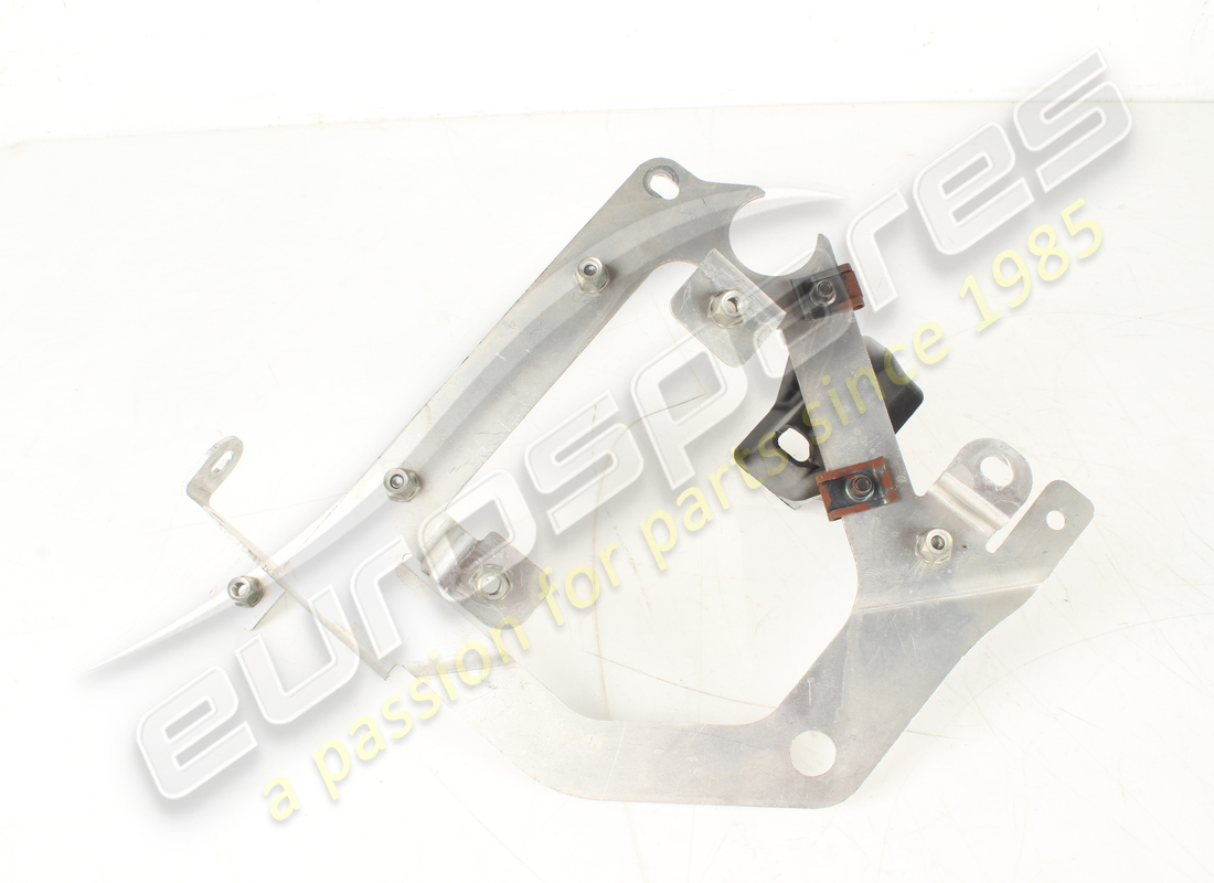 verwendete ferrari halterung. teilenummer 272515 (2)