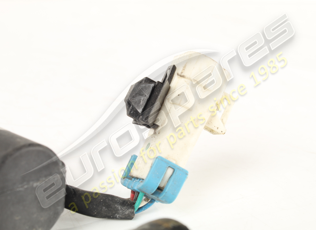 gebrauchtes ferrari linkes tgk-ventil (heizungsregler). teilenummer 67444900 (2)