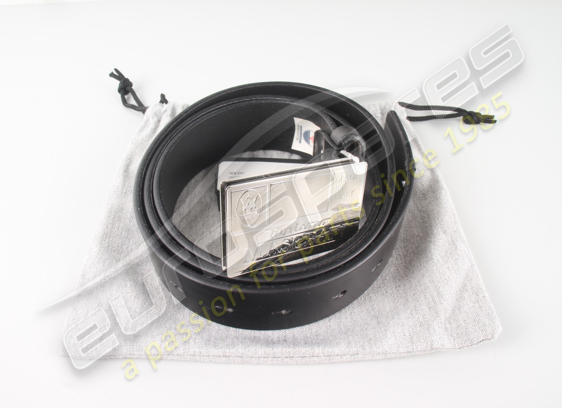 neuer maserati ledergürtel. teilenummer 920002455 (1)