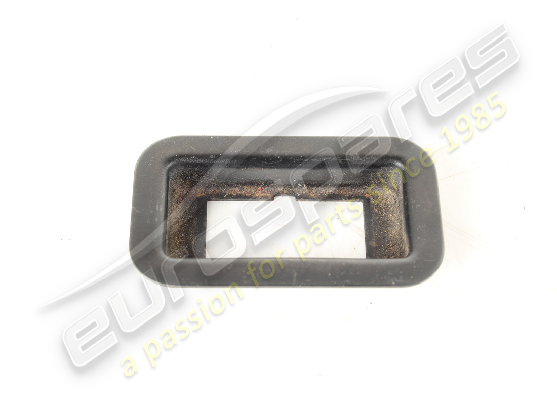 verwendet ferrari formteil. teilenummer 61913300 (1)