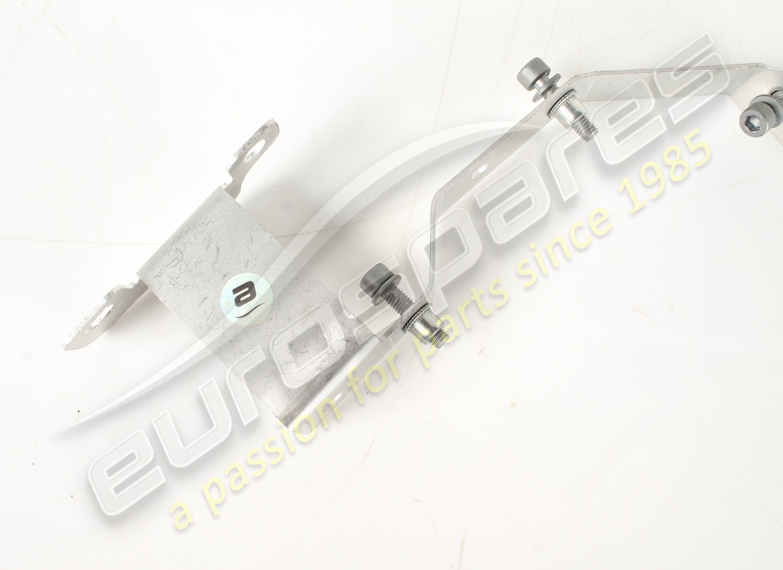 gebrauchte ferrari gpf-sensorhalterung. teilenummer 808103 (2)