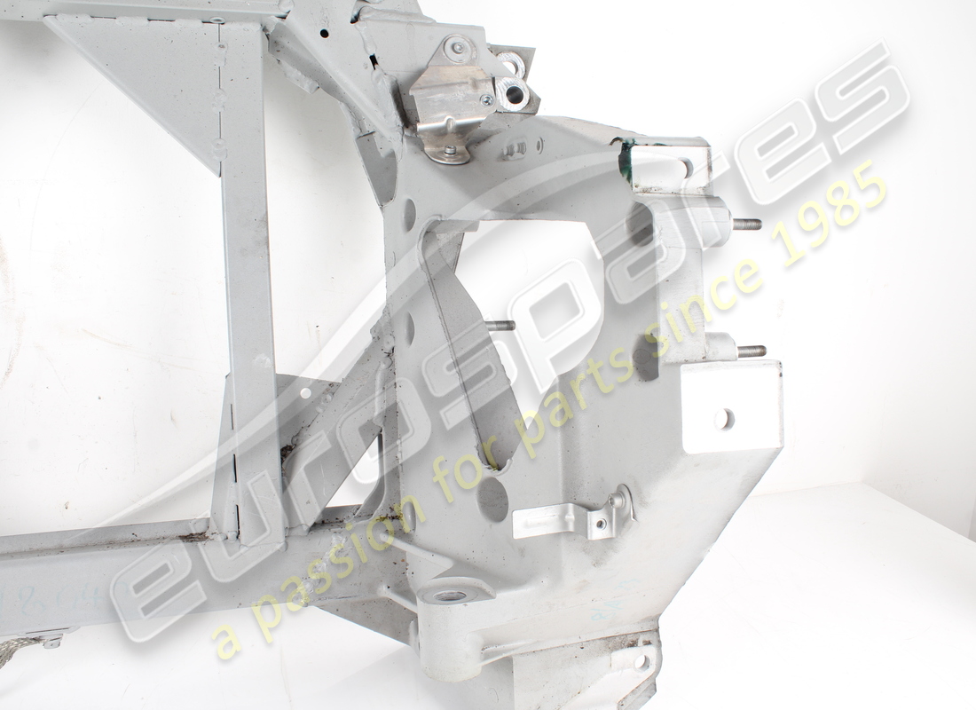 gebrauchter ferrari hinterer hilfsrahmen. teilenummer 985871661 (3)