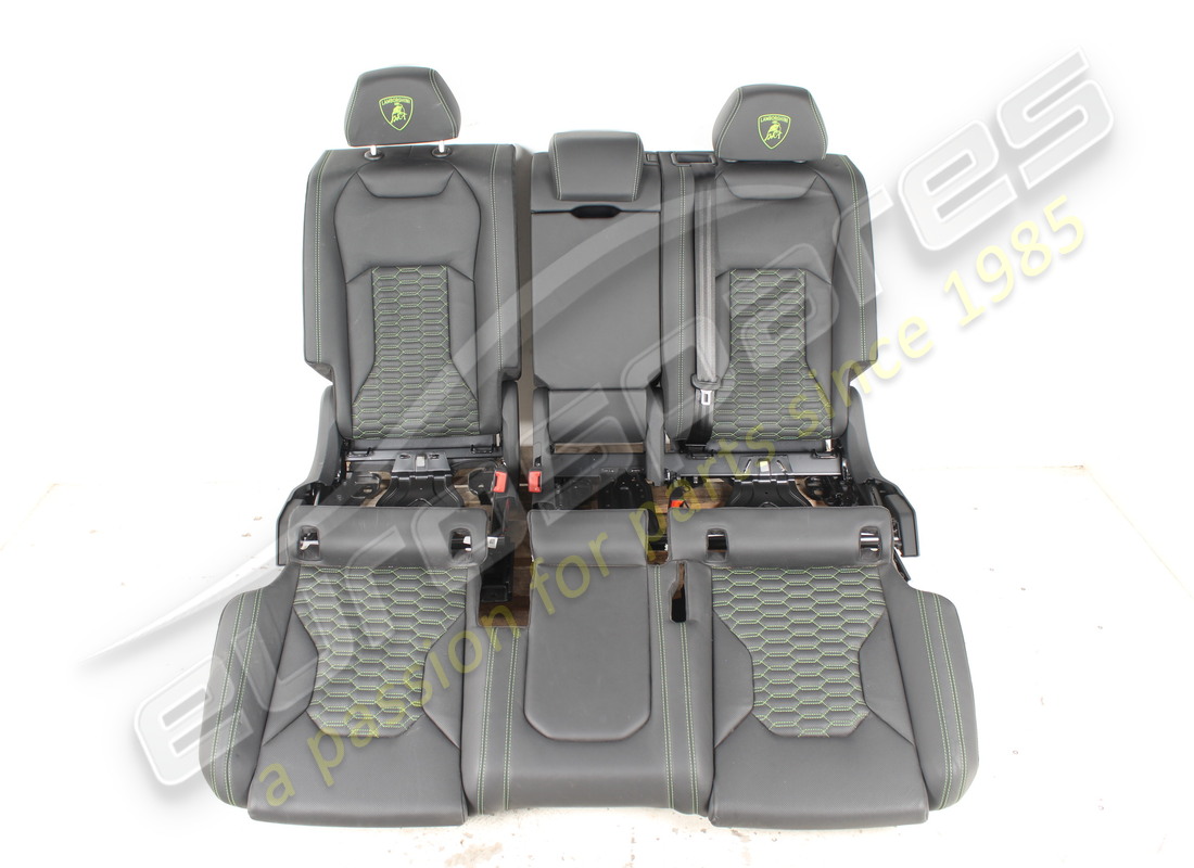 gebrauchtes lamborghini komplettes sitzset. teilenummer eap1227394 (8)