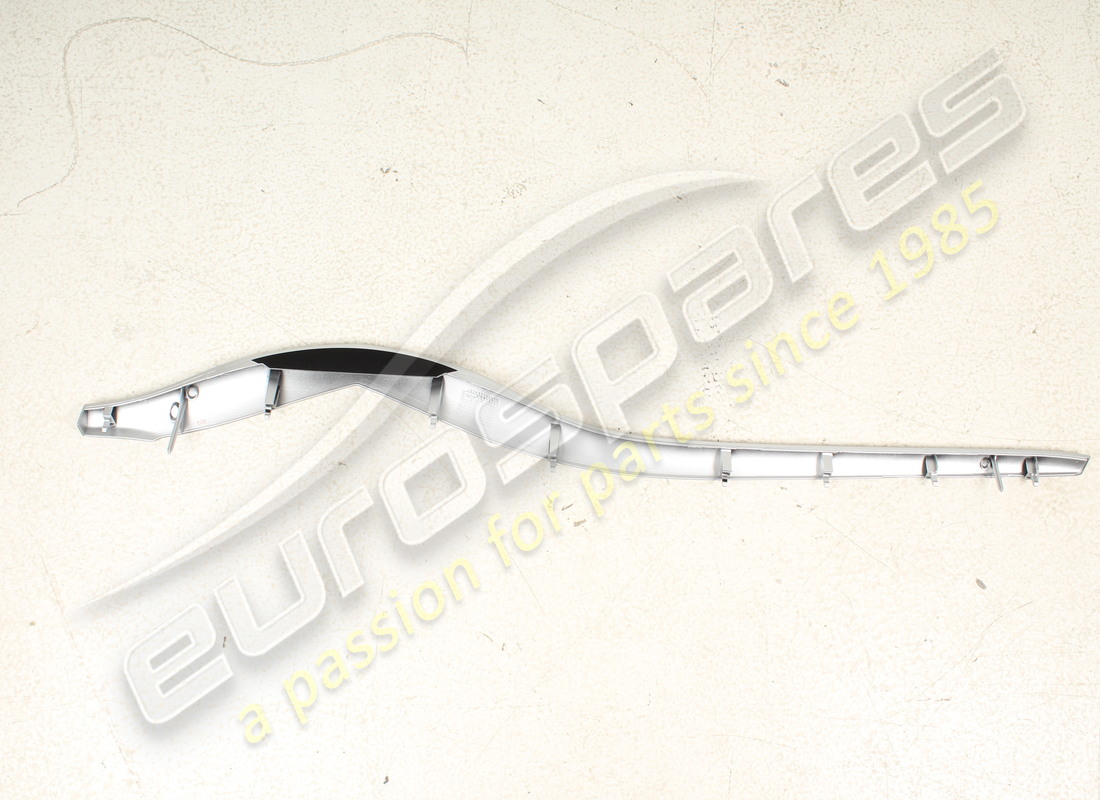 neu maserati rechte armaturenbrettleiste - teilenummer 68516247 (2)