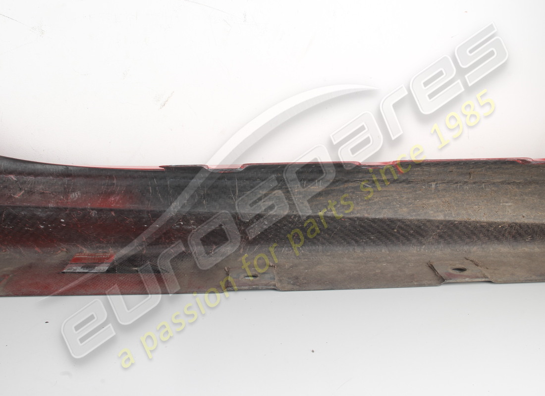 gebrauchte ferrari untertürverkleidung links. teilenummer 86936410 (10)