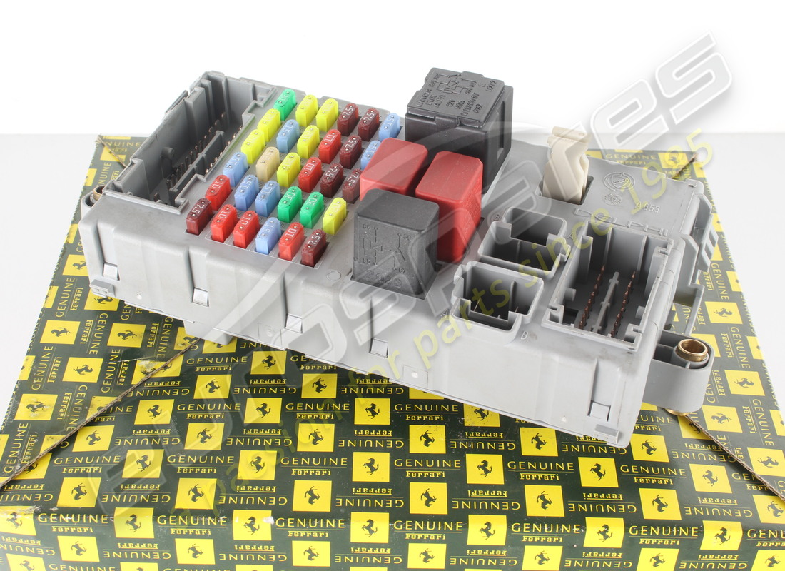 neue ferrari armaturenbretteinheit. teilenummer 245787 (1)