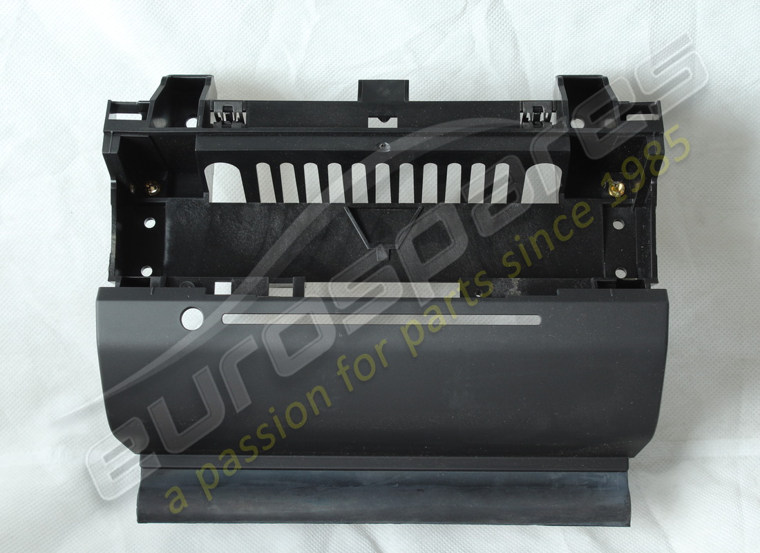 neu maserati mittlere armaturenbrettverkleidung schwarz. teilenummer 670019054 (2)